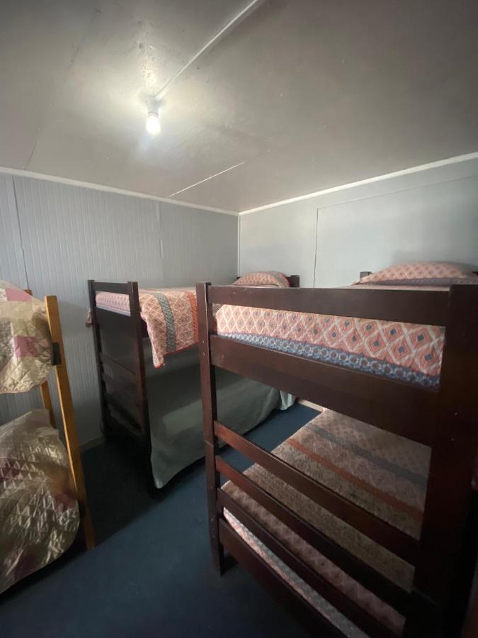 פורטו נטאלס World'S End Hostal מראה חיצוני תמונה