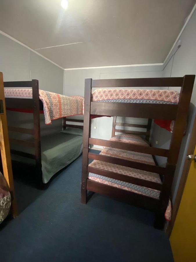 פורטו נטאלס World'S End Hostal מראה חיצוני תמונה