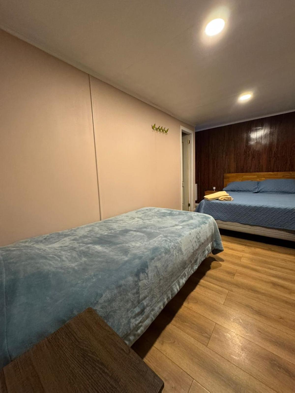 פורטו נטאלס World'S End Hostal מראה חיצוני תמונה