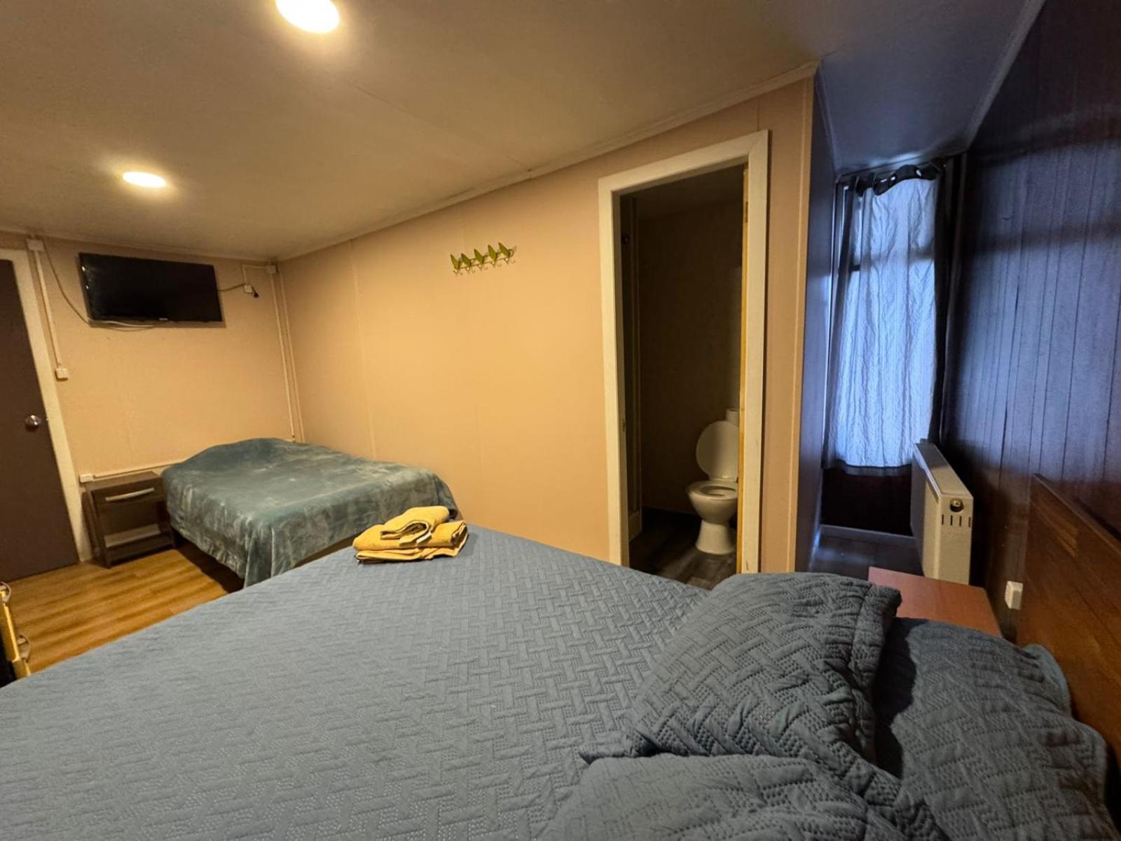 פורטו נטאלס World'S End Hostal מראה חיצוני תמונה