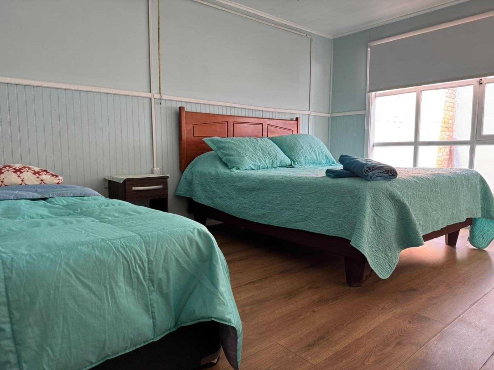 פורטו נטאלס World'S End Hostal מראה חיצוני תמונה