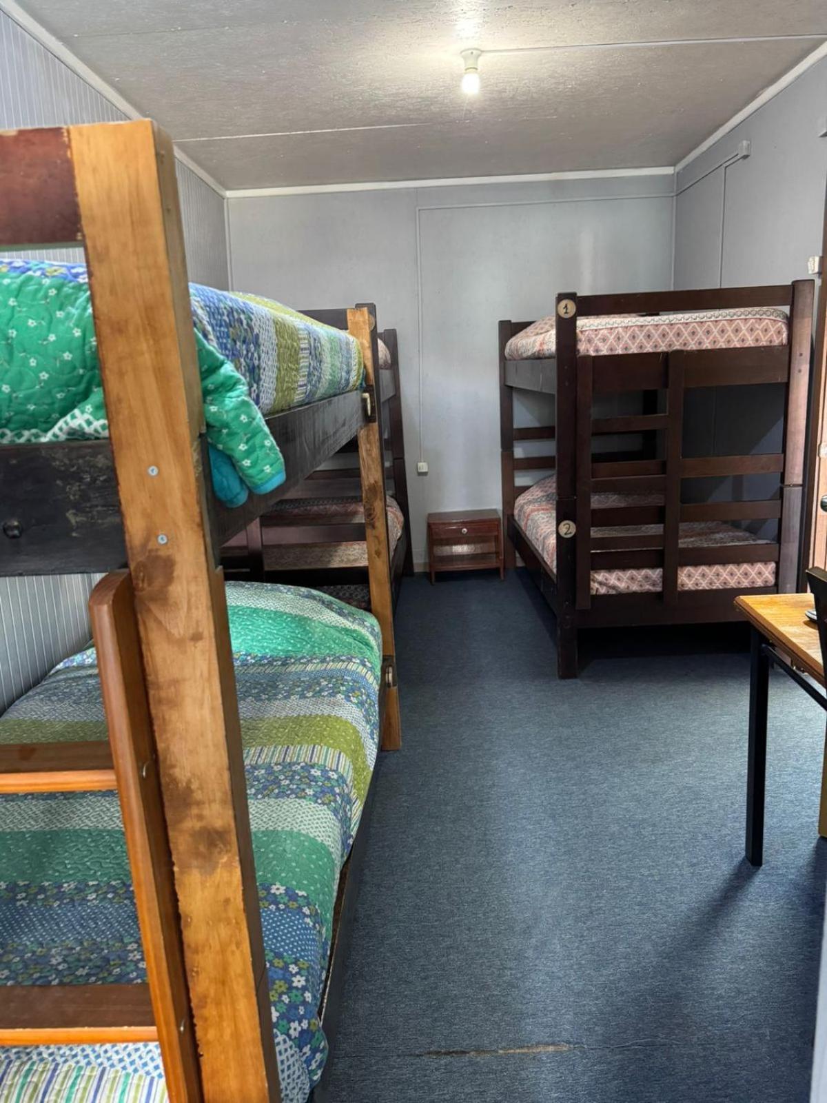 פורטו נטאלס World'S End Hostal מראה חיצוני תמונה
