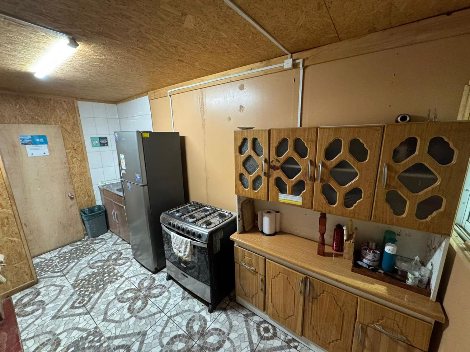 פורטו נטאלס World'S End Hostal מראה חיצוני תמונה